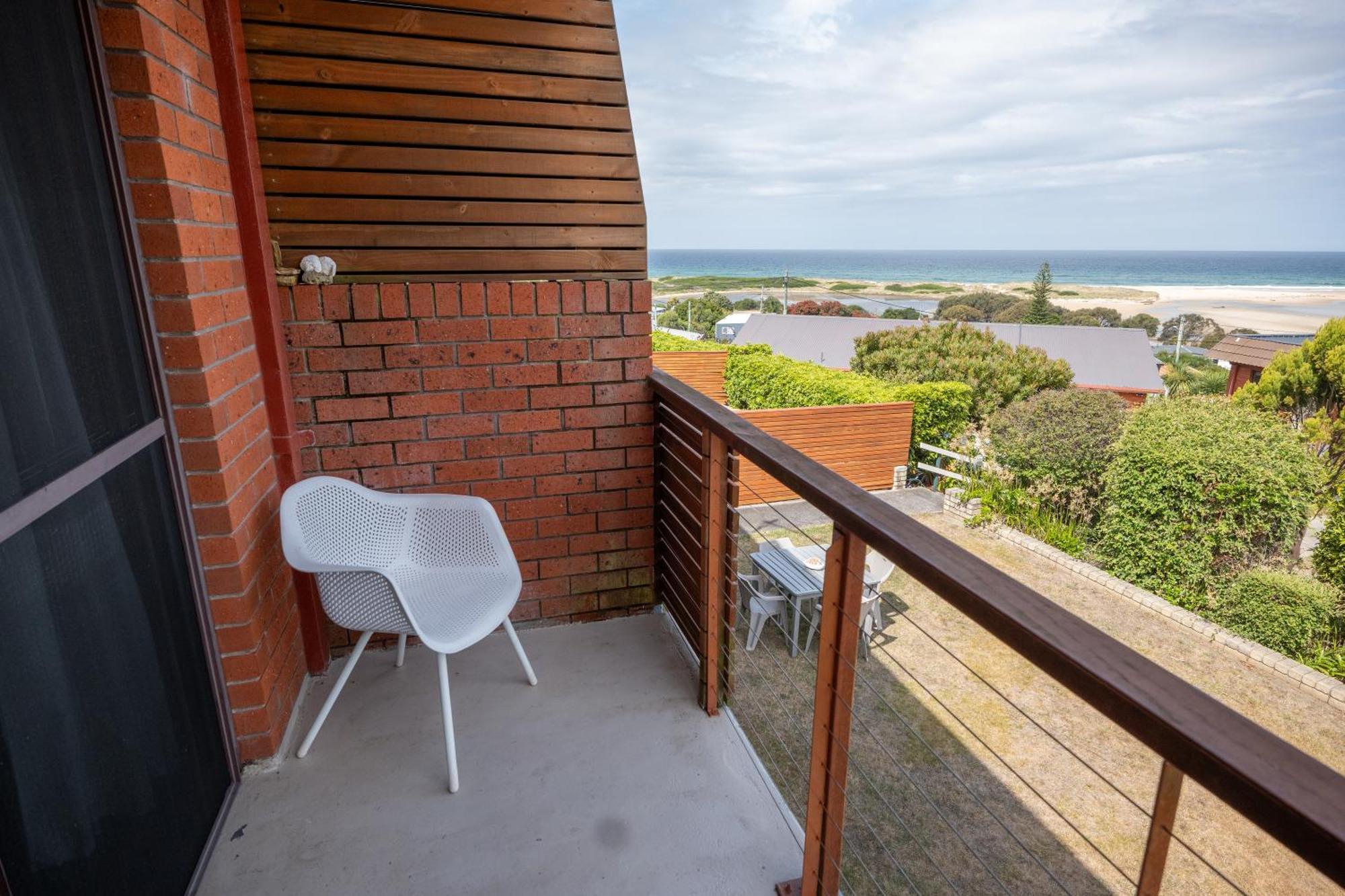 Blue Seas Holiday Villas Scamander Exteriör bild