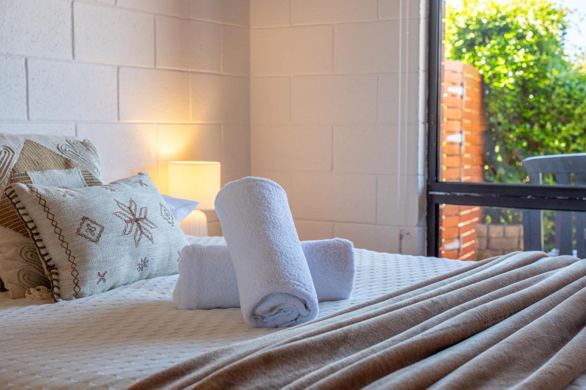 Blue Seas Holiday Villas Scamander Exteriör bild