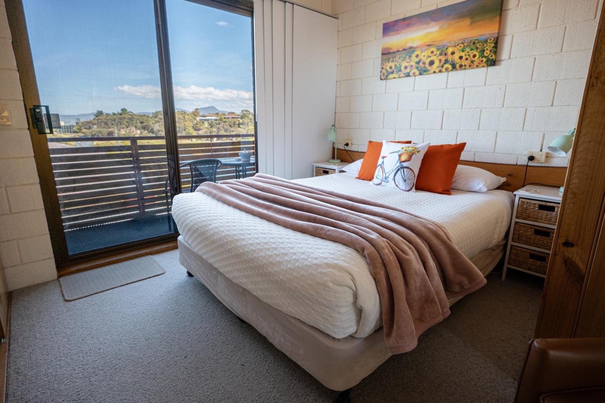 Blue Seas Holiday Villas Scamander Exteriör bild