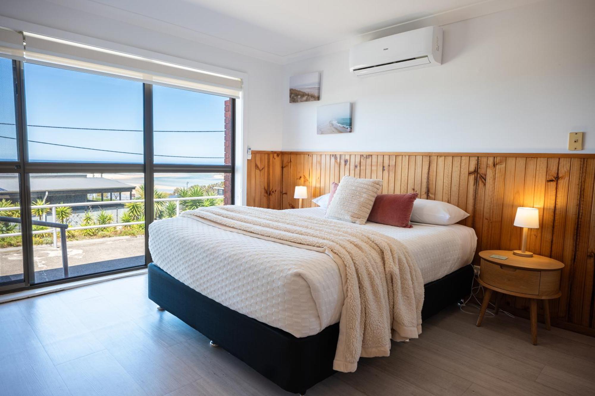 Blue Seas Holiday Villas Scamander Exteriör bild