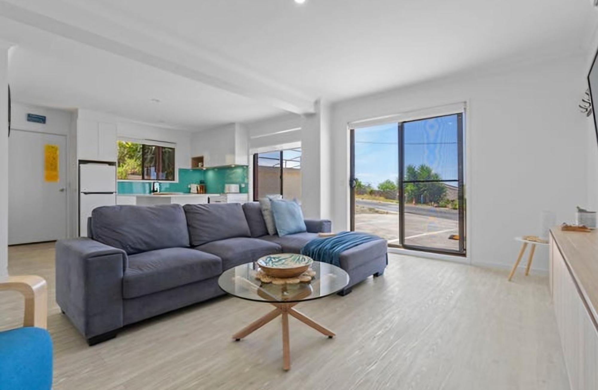 Blue Seas Holiday Villas Scamander Exteriör bild